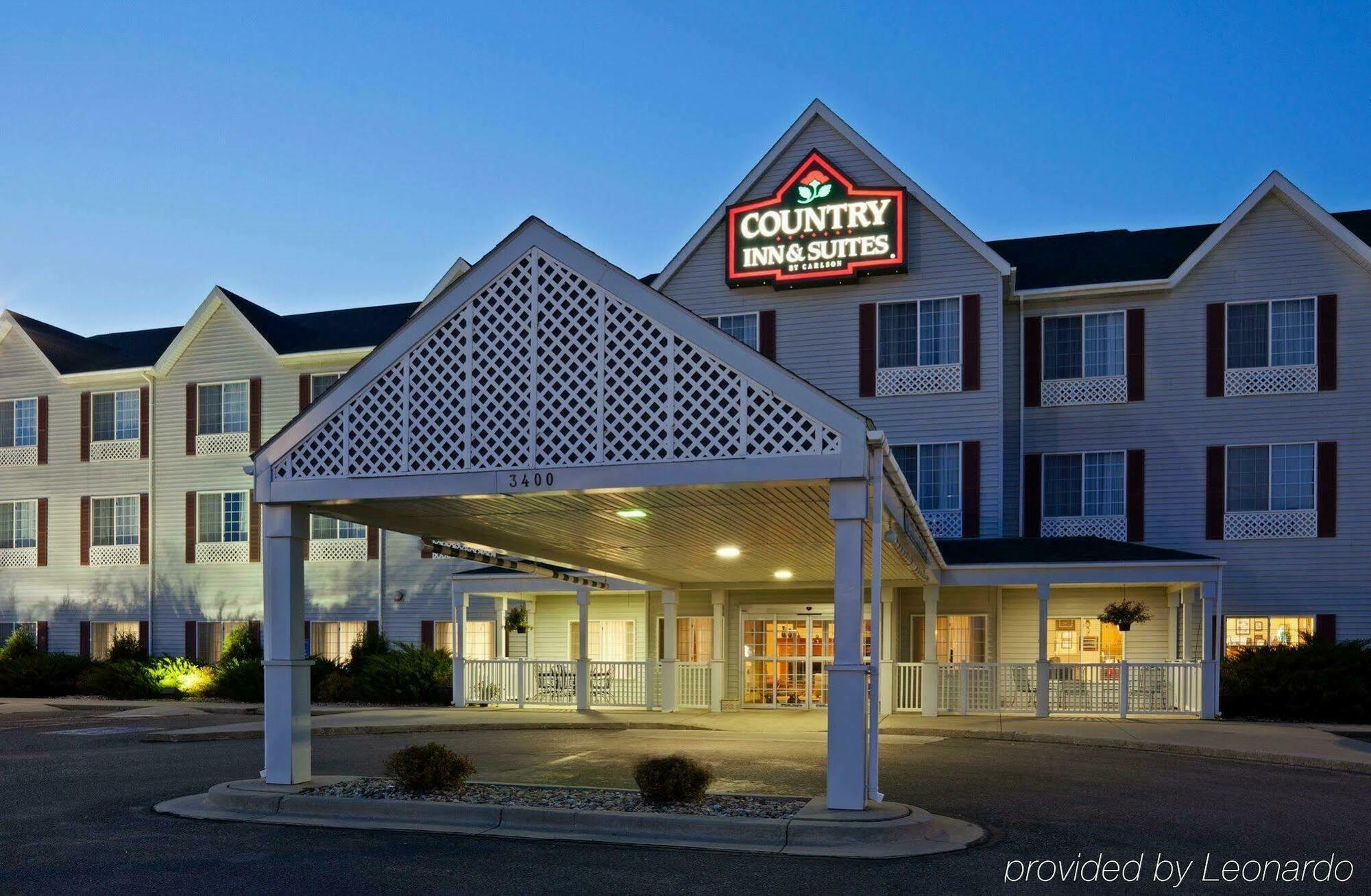 Country Inn & Suites By Radisson, Watertown, Sd Exterior foto